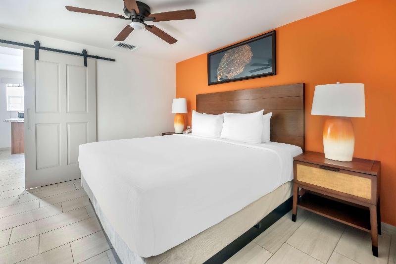 Hilton Vacation Club Flamingo Beach St. Maarten image