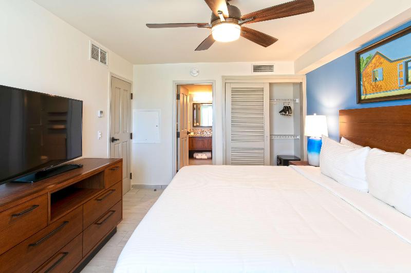 Hilton Vacation Club Flamingo Beach St. Maarten image