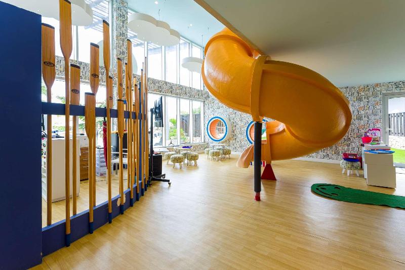 Sonesta Maho Beach Resort, Casino and Spa image