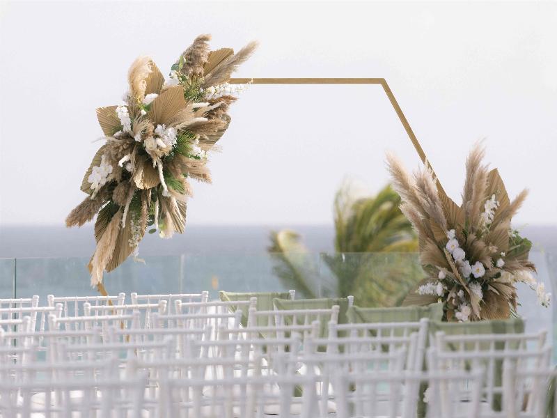 Sonesta Maho Beach Resort, Casino and Spa image