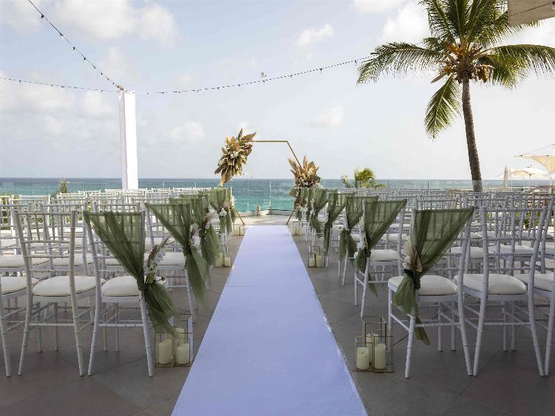 Sonesta Maho Beach Resort, Casino and Spa image