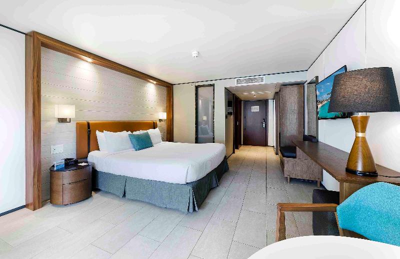 Sonesta Maho Beach Resort, Casino and Spa image