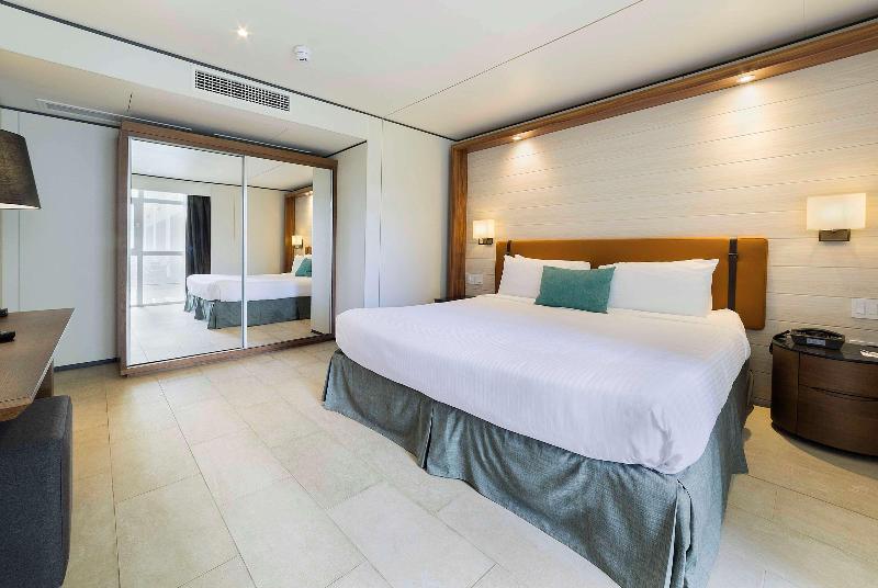 Sonesta Maho Beach Resort, Casino and Spa image