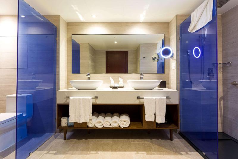 Sonesta Maho Beach Resort, Casino and Spa image