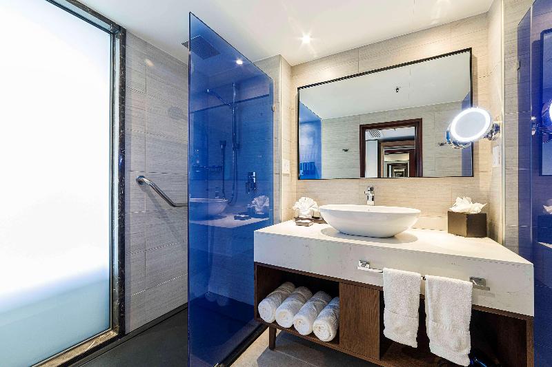 Sonesta Maho Beach Resort, Casino and Spa image