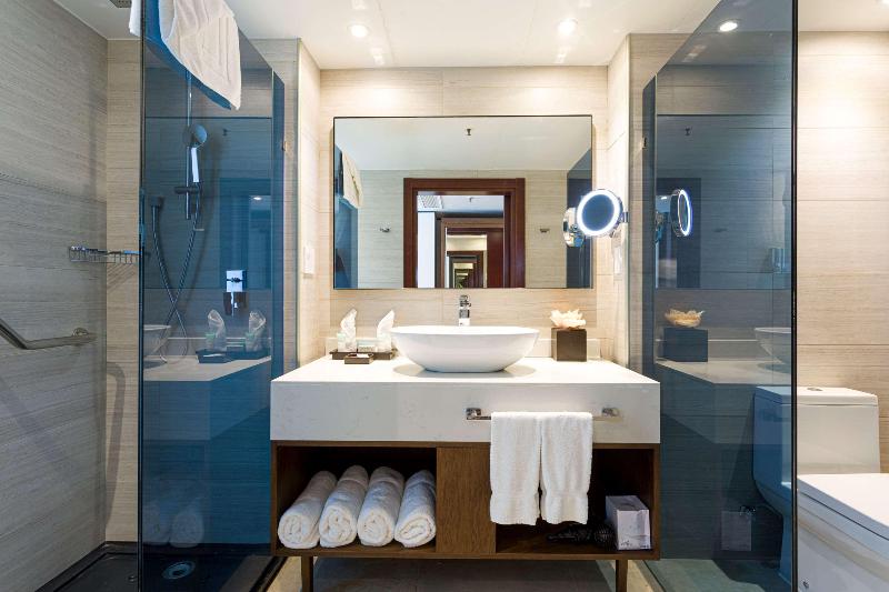 Sonesta Maho Beach Resort, Casino and Spa image