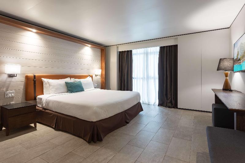 Sonesta Maho Beach Resort, Casino and Spa image