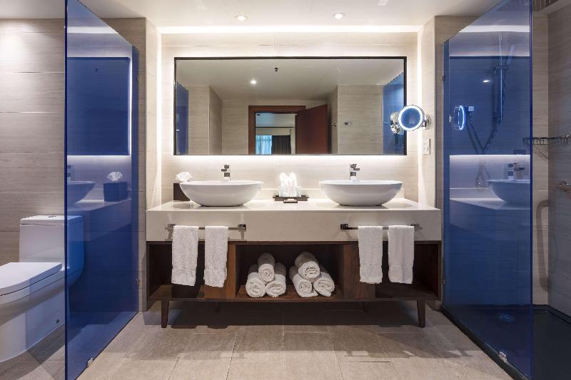 Sonesta Maho Beach Resort, Casino and Spa image