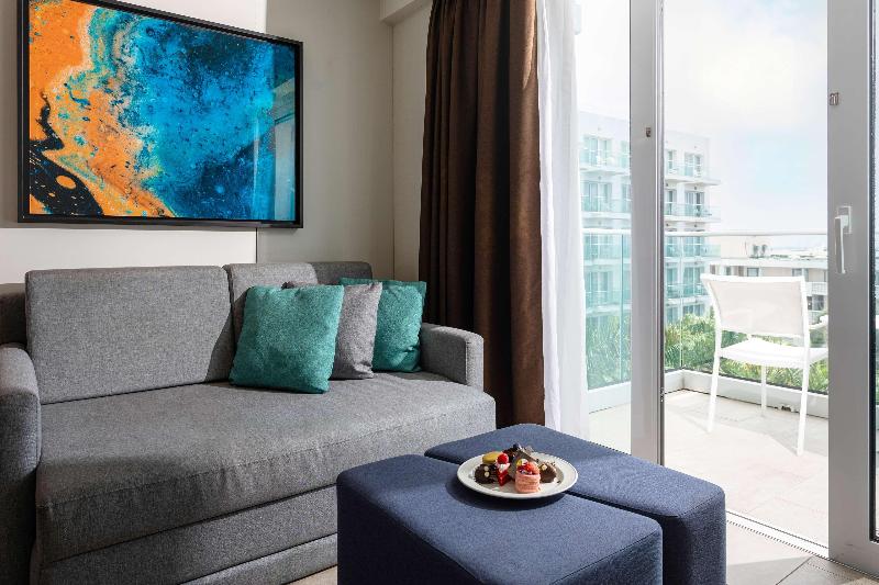 Sonesta Maho Beach Resort, Casino and Spa image