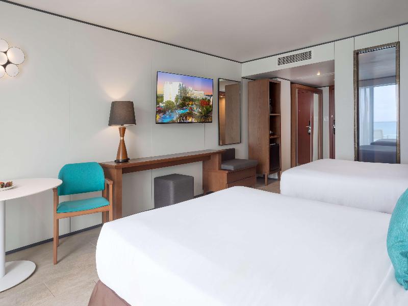 Sonesta Maho Beach Resort, Casino and Spa image