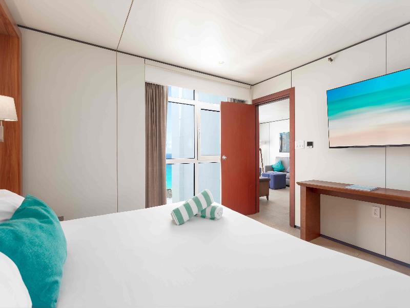 Sonesta Maho Beach Resort, Casino and Spa image