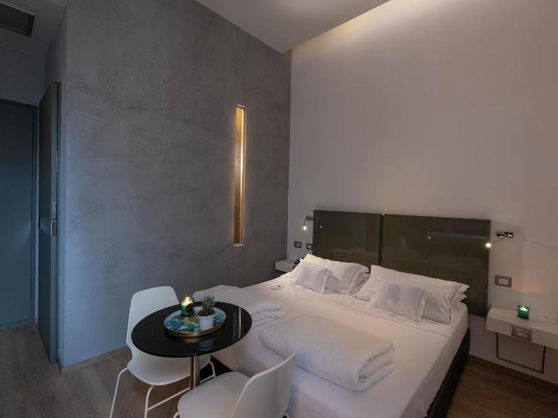 UNA Hotel One Spa&Wellness image