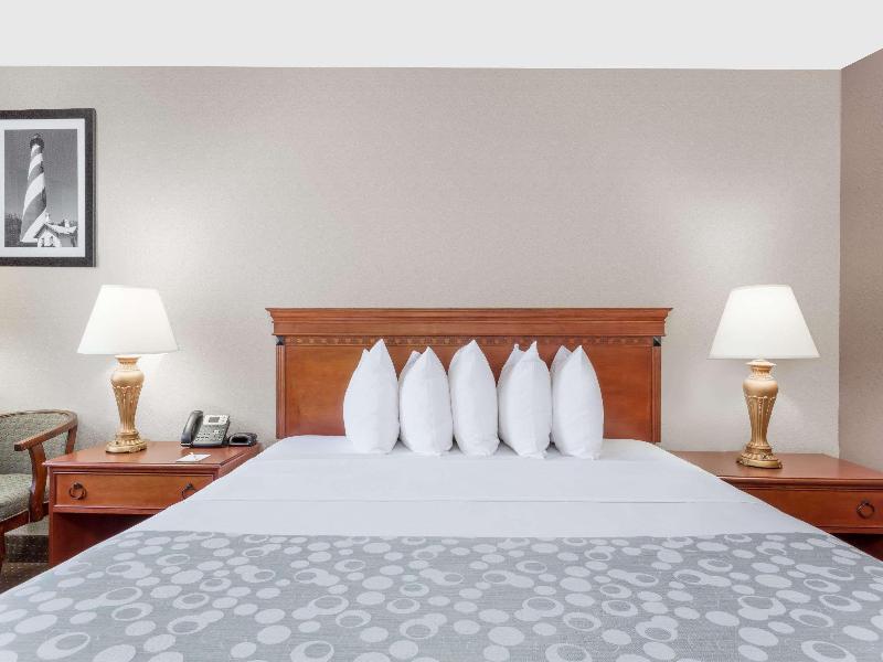 Days Inn by Wyndham St Augustine/Historic Downtown image