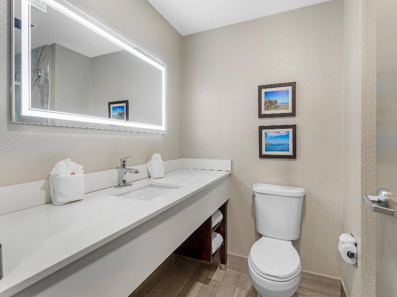 Comfort Suites West Jacksonville image