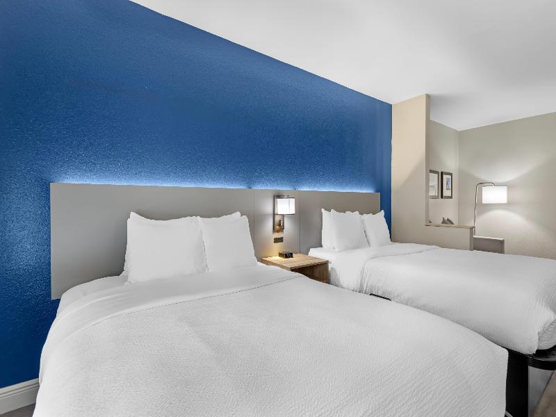 Comfort Suites West Jacksonville image