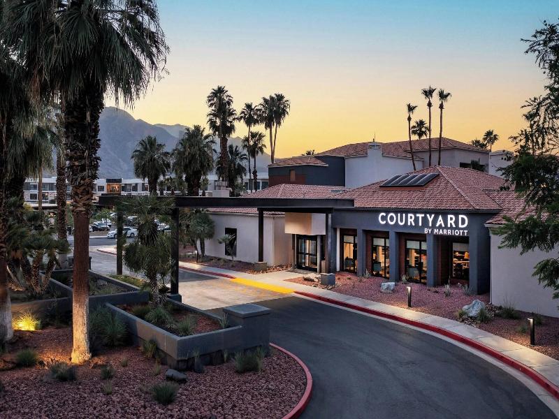Courtyard Palm Springs image