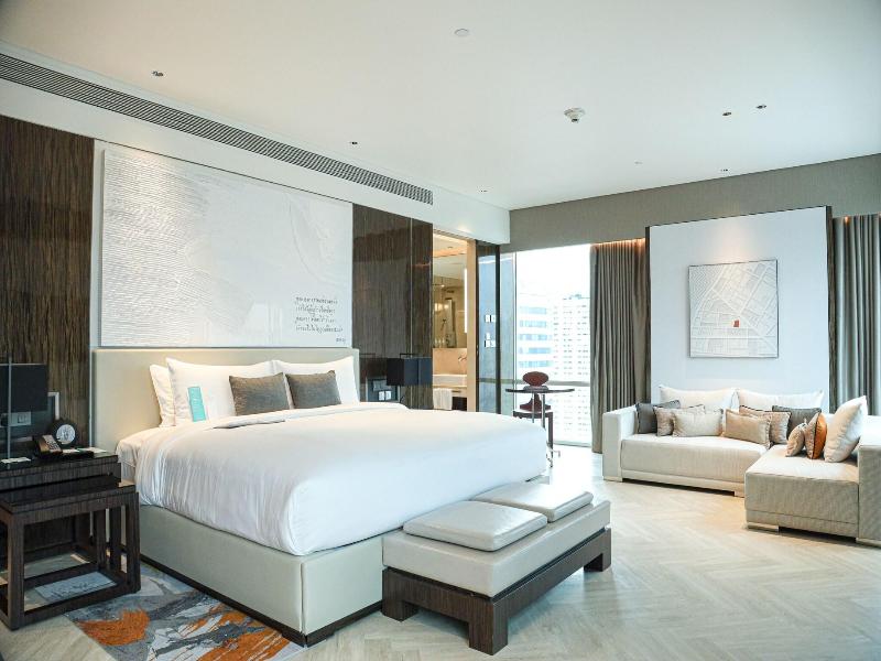 Le Meridien Bangkok image