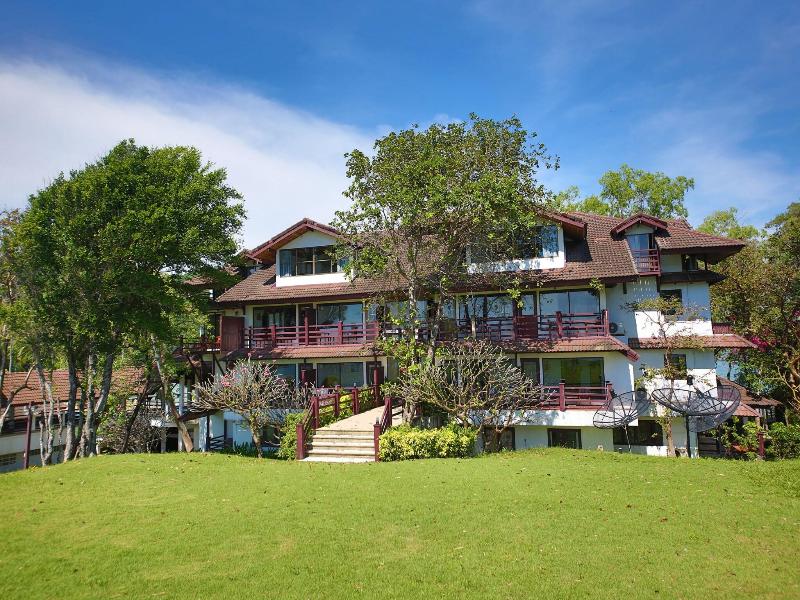 Rayong Resort Hotel image