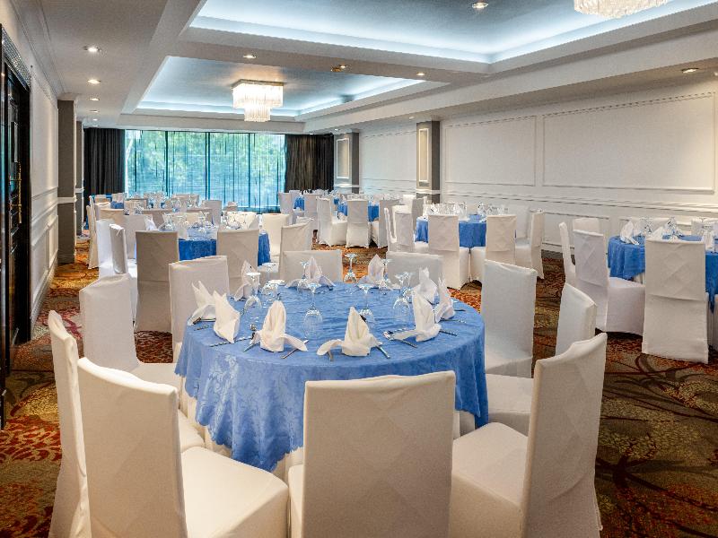 Crowne Plaza Panama image