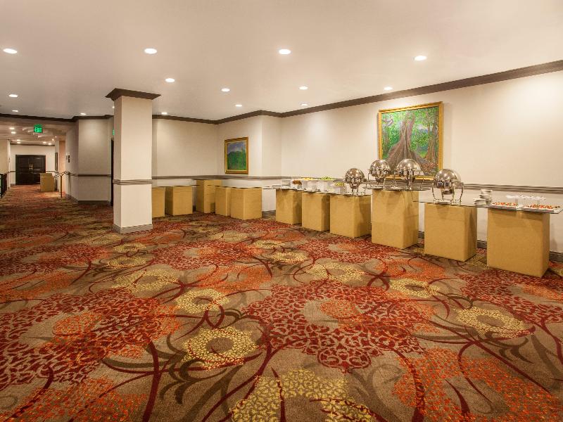 Crowne Plaza Panama image