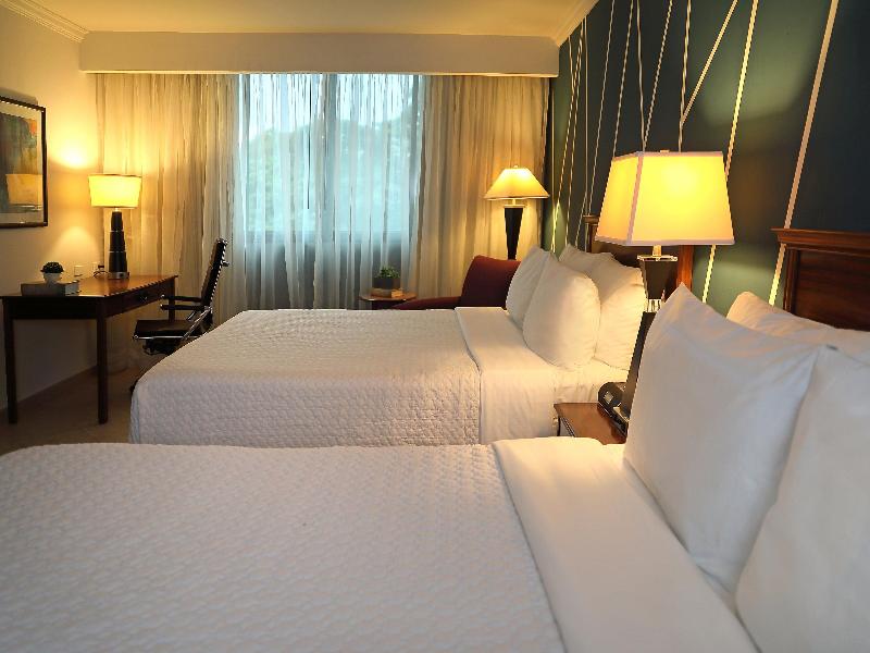 Crowne Plaza Panama image