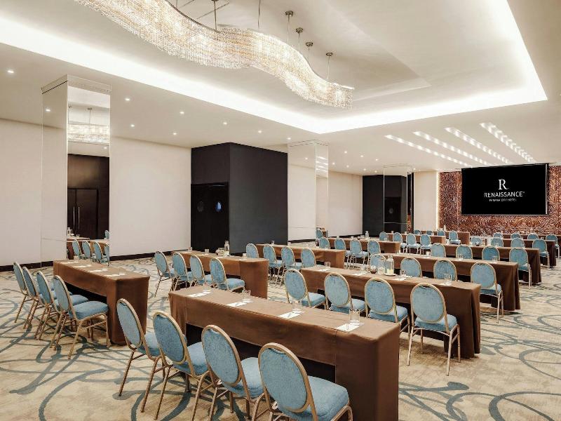 Renaissance Panama City Hotel image