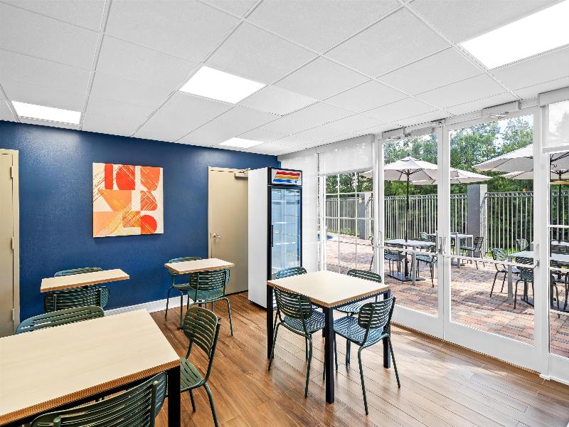 Spark by Hilton Orlando near Universal image
