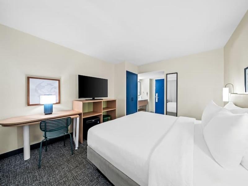 Spark by Hilton Orlando near Universal image