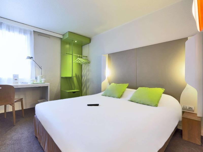 Campanile Paris Est Pantin image