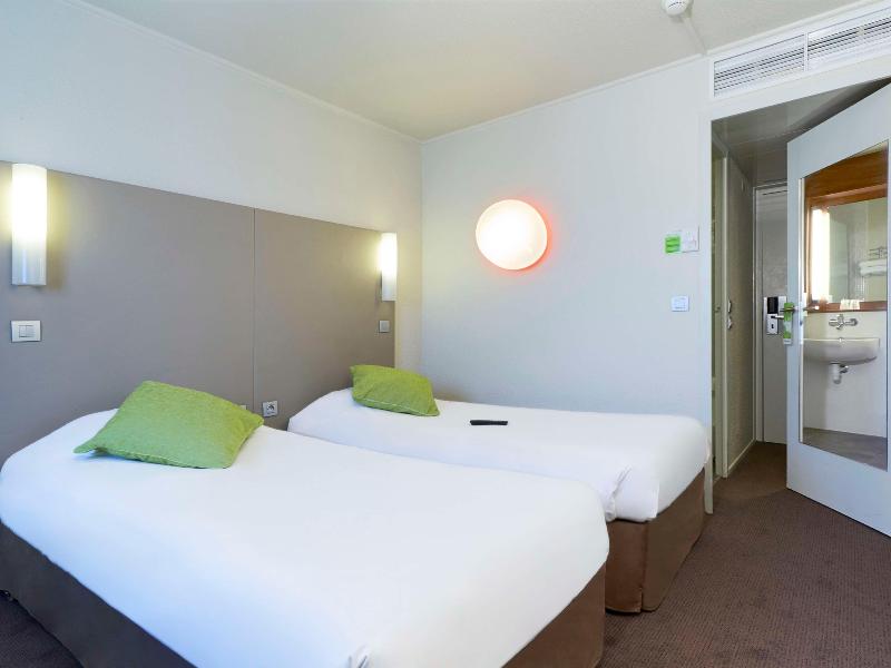 Campanile Paris Est Bobigny image