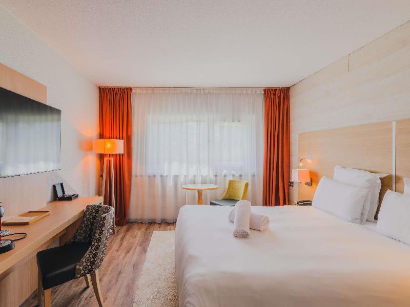 Mercure Annecy Sud image