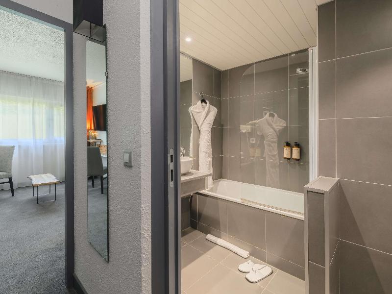 Mercure Annecy Sud image