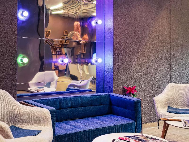 Mercure Lyon Charbonnieres image