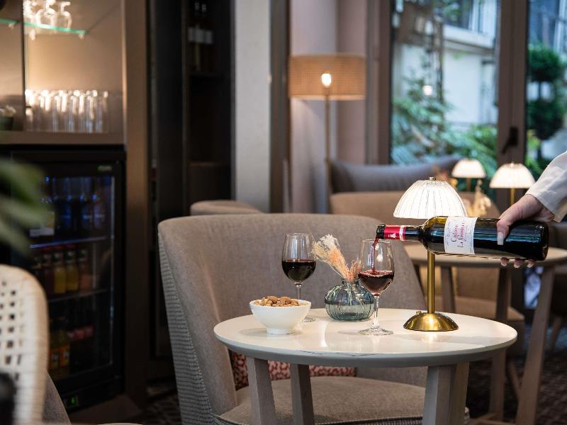 Mercure Raspail Montparnasse image