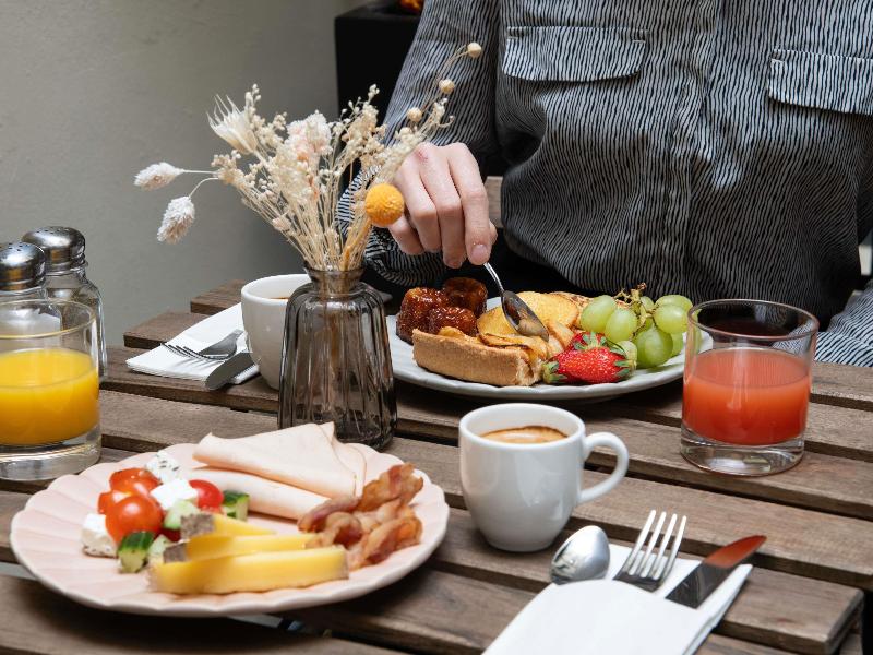 Mercure Raspail Montparnasse image
