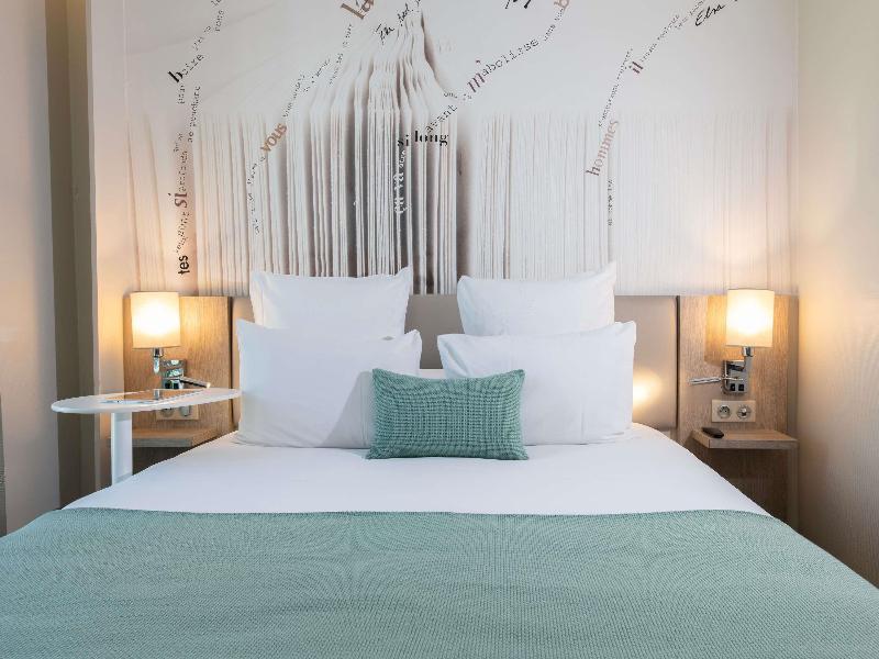 Mercure Raspail Montparnasse image