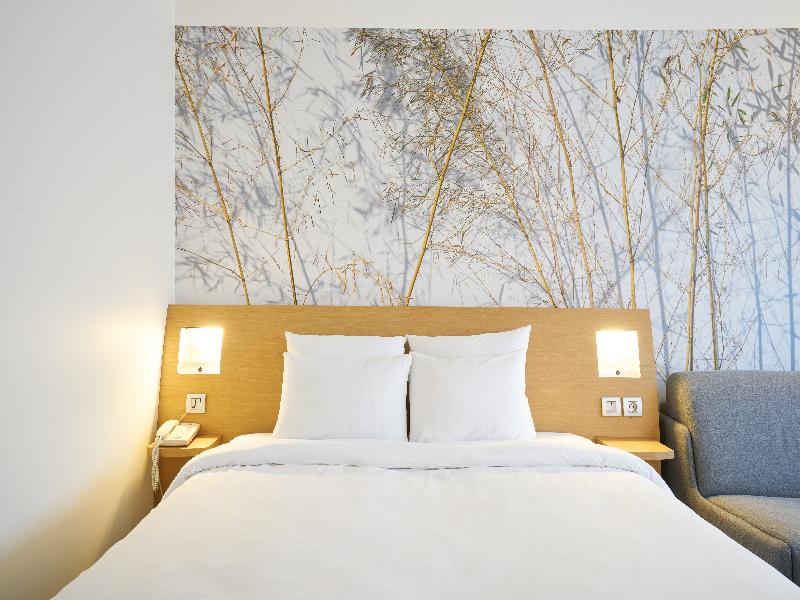 Novotel Marne Vallee Collegien image