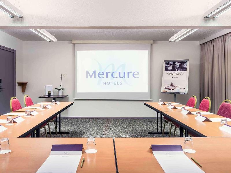 Mercure Paris Le Bourget Hotel image