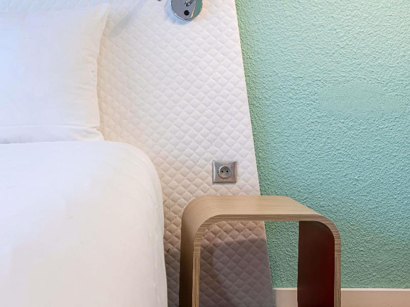 Mercure Paris Le Bourget Hotel image