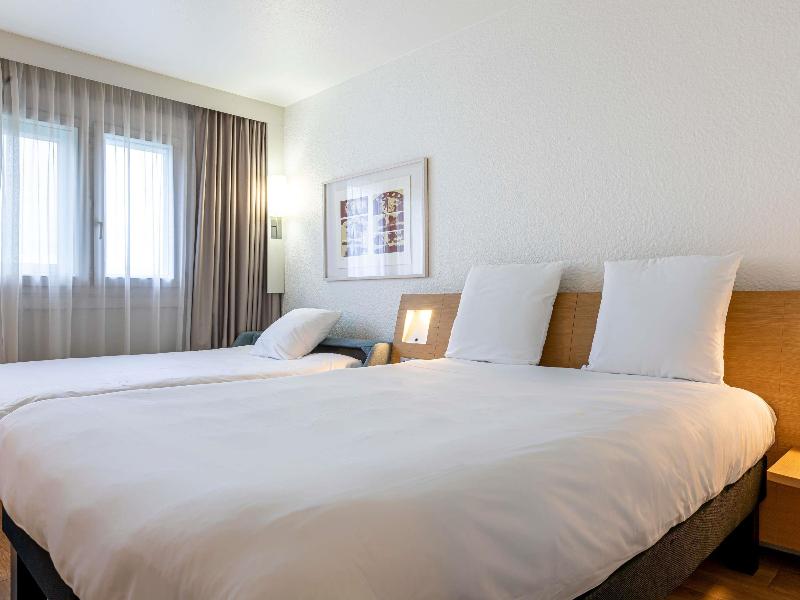 Mercure Paris Le Bourget Hotel image