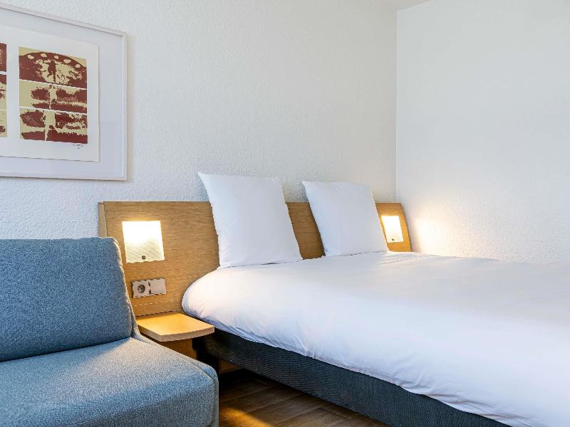 Mercure Paris Le Bourget Hotel image