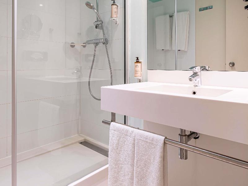Mercure Paris Le Bourget Hotel image