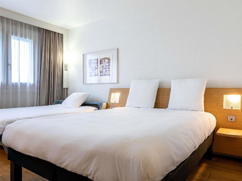 Mercure Paris Le Bourget Hotel image