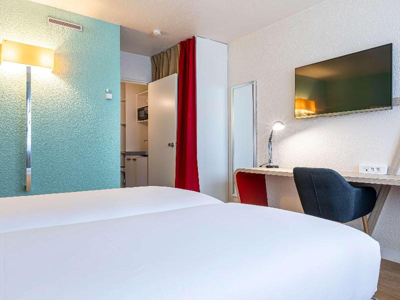 Mercure Paris Le Bourget Hotel image
