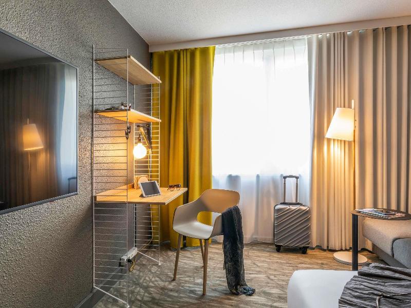 Novotel Evry Courcouronnes image