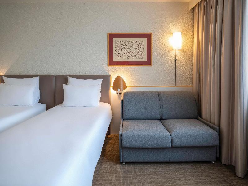 Novotel Evry Courcouronnes image