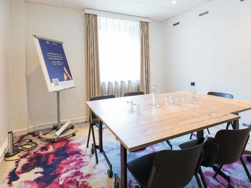 Novotel Paris Saclay image