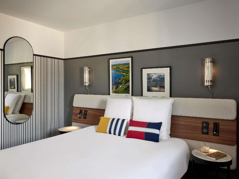 Mercure Caen Centre Port de Plaisance image