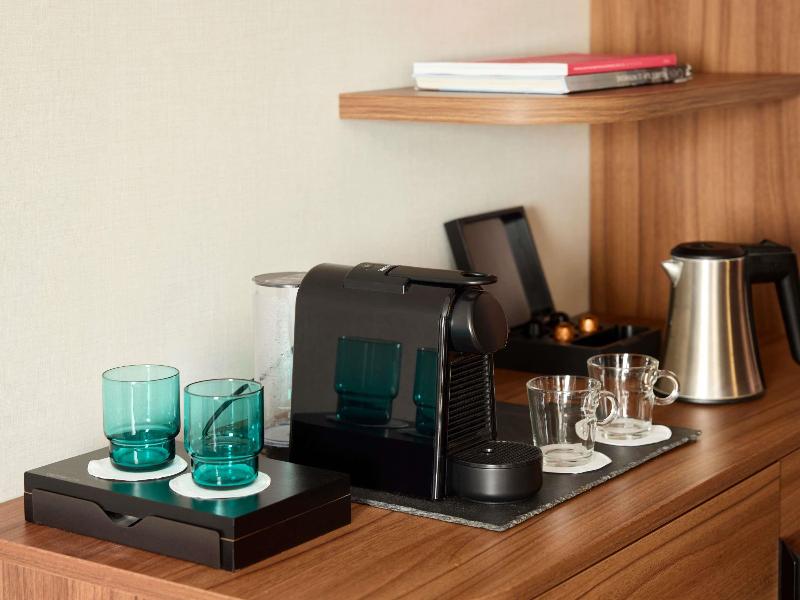 Mercure Caen Centre Port de Plaisance image