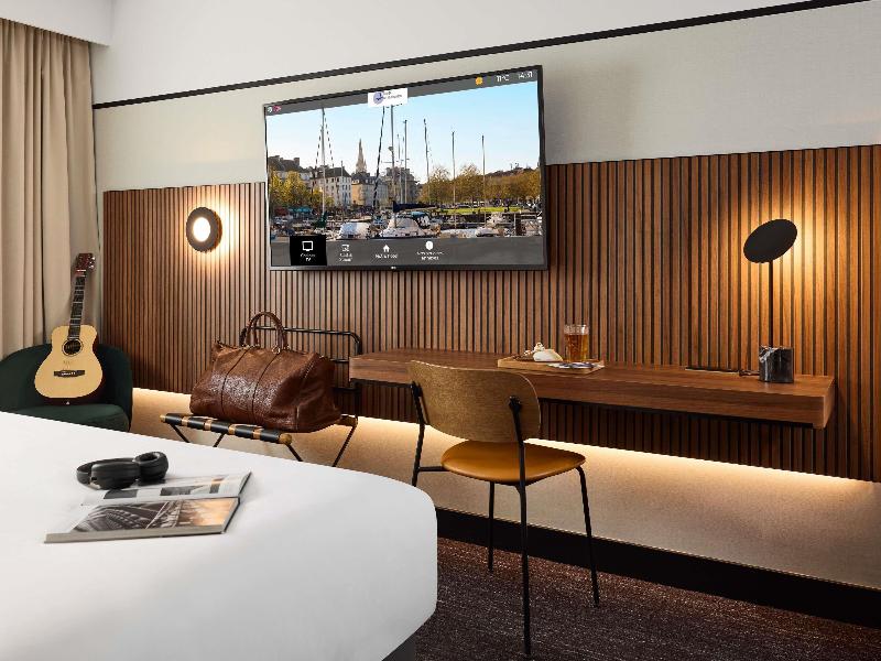 Mercure Caen Centre Port de Plaisance image
